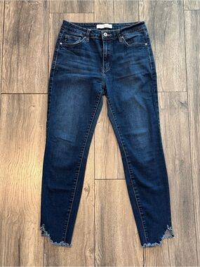 KanCan Dark Wash Raw Hem Skinny Jeans Size 9/28 Stretch